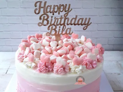 Custom Cake Buttercream DKM Cakes