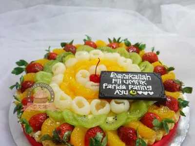 Pie Buah DKM Cakes