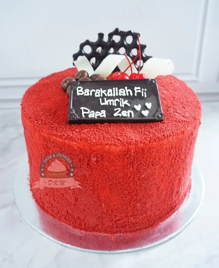 Red Velvet DKM Cakes