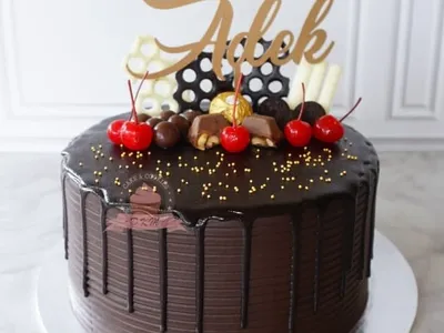 Triple Choco Caramel DKM Cakes