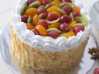Vanilla Fruit DKM Cakes